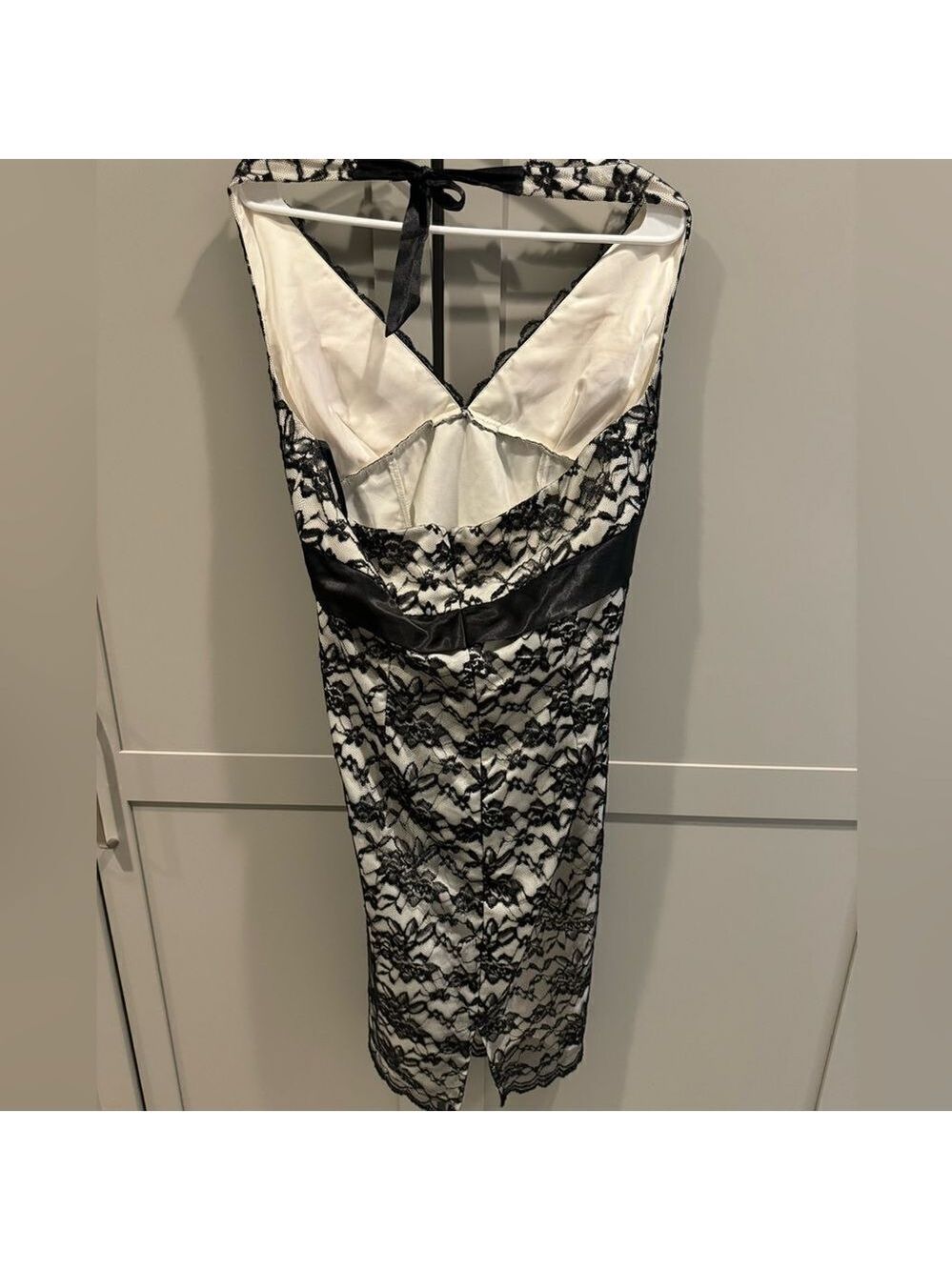 Beautiful White House Black Market Halter lace overlay dress! 💗 - Picture 11 of 16